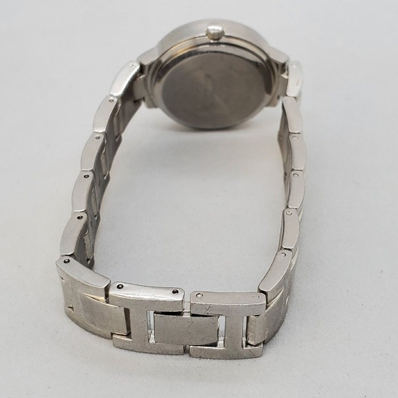 28MM Women's Watch Pink‎ Dial Crystal Bezel Gray Bracelet Band 7" New Battery - Picture 7 of 11